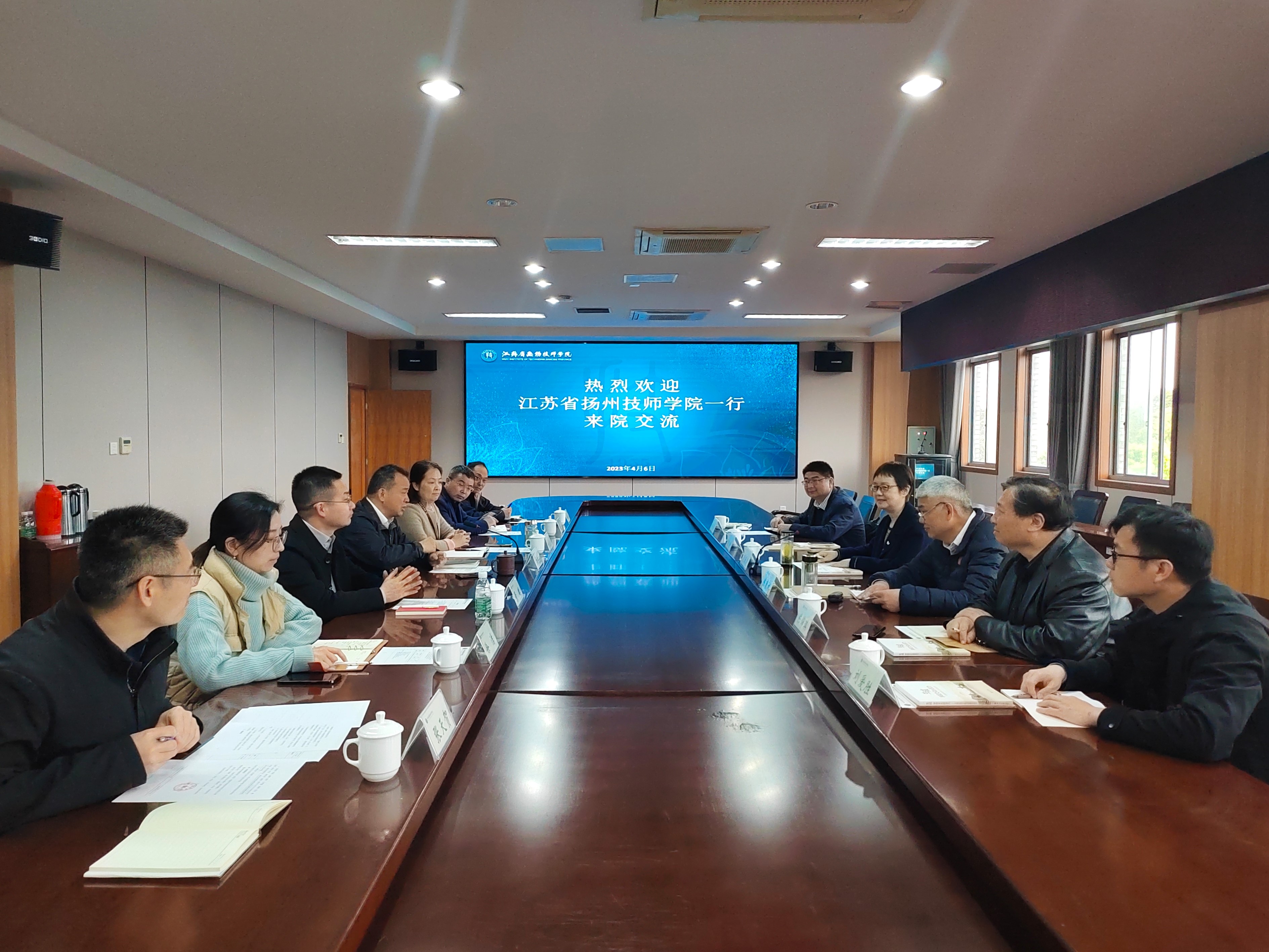 与无锡技师交流.jpg