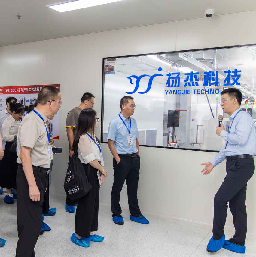 校企合作交流活动